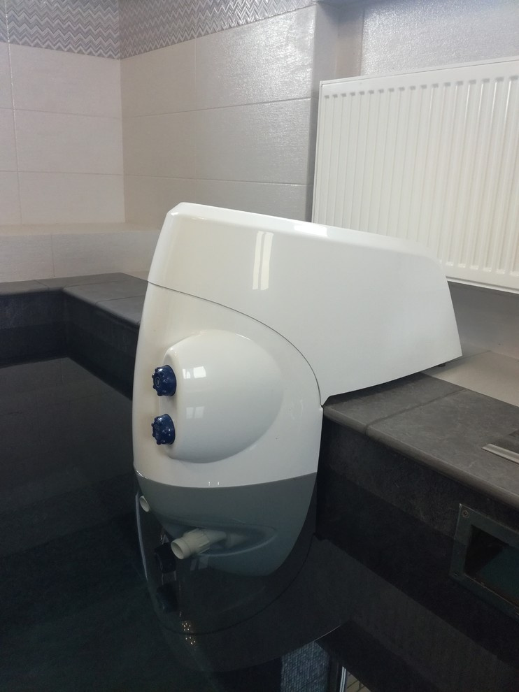 Бассейн с сауной в частном доме