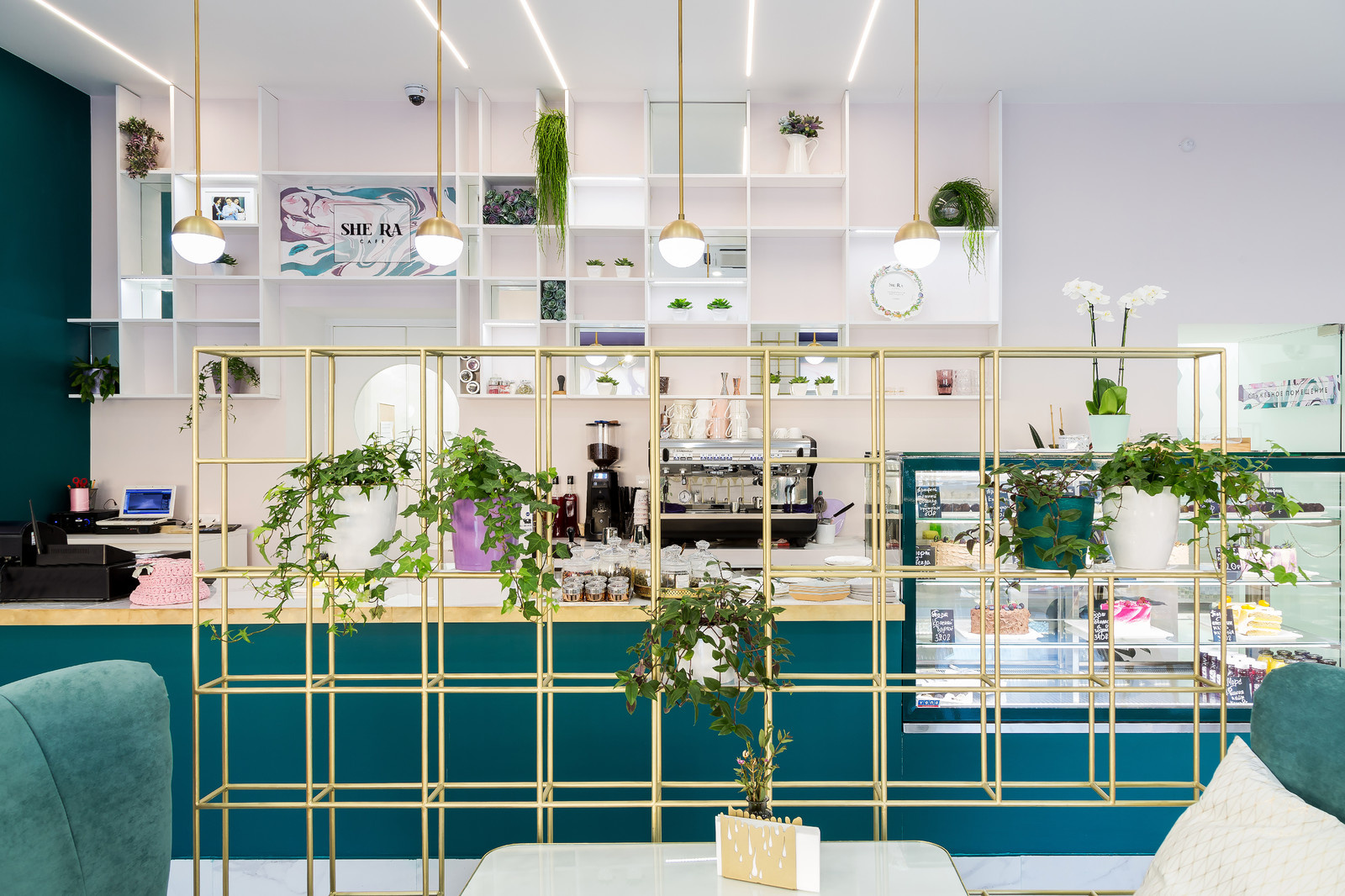 SHE RA cafe в Санкт-Петербурге
