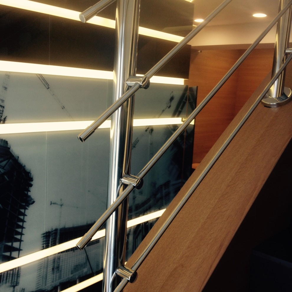 Ограждение в офисе строительной компании.