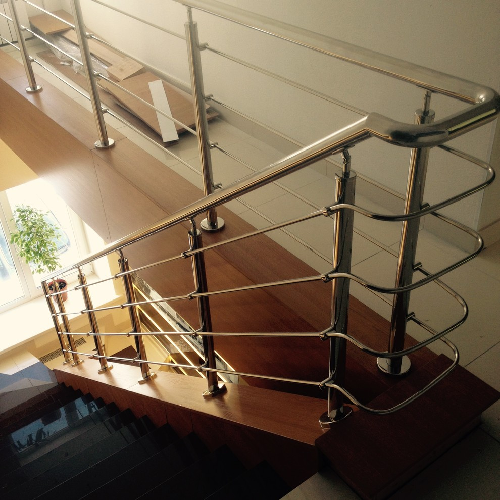 Ограждение в офисе строительной компании.