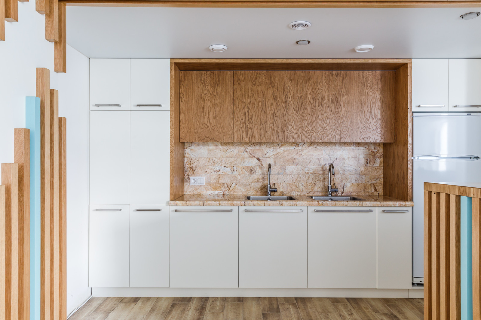 Кухня на производстве СДК Групп