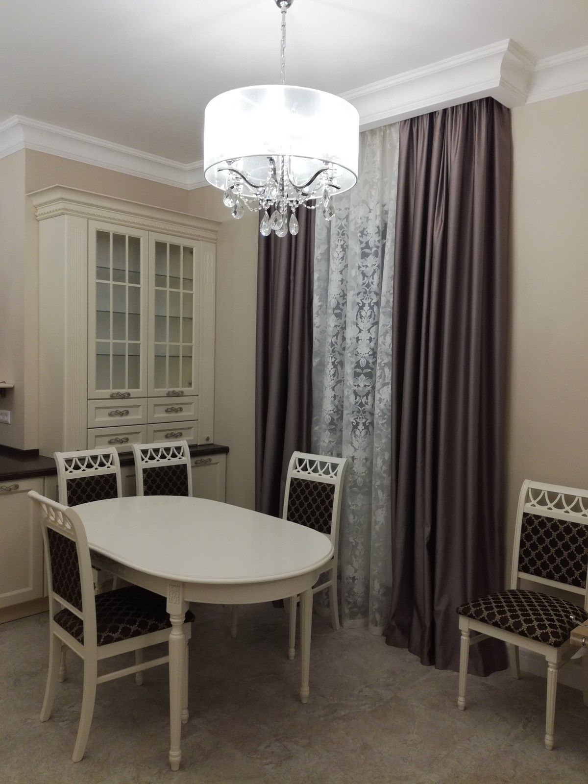 Обложка проекта: Кухня 25 м2