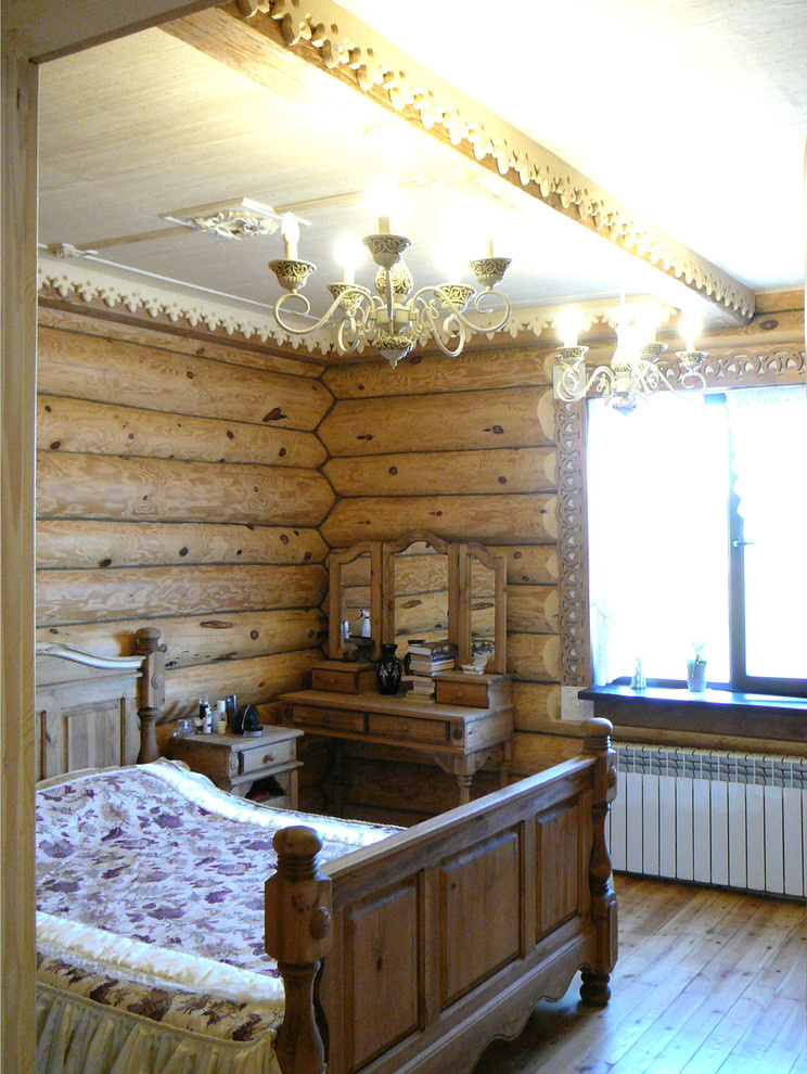 Рубленный дом. Спальня.