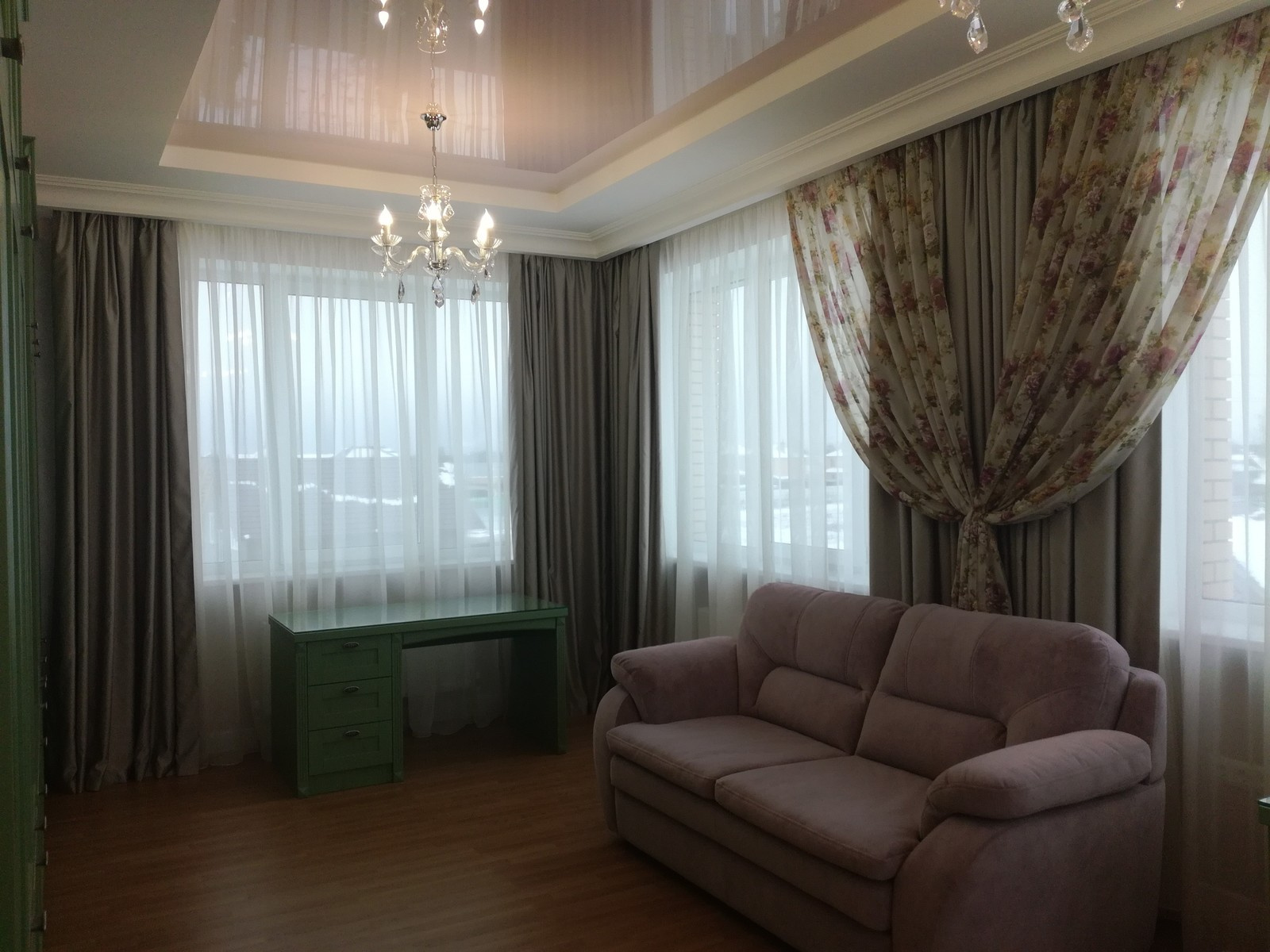 Детская комната с гардеробом 64 м2