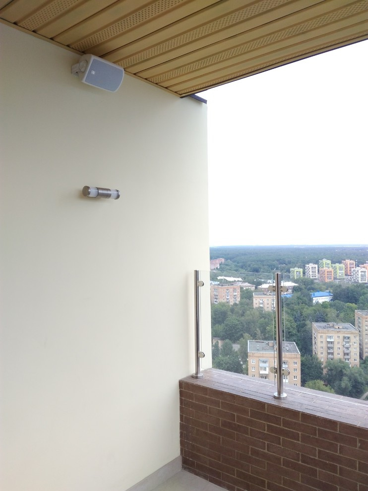 Музыка на веранде, балконе, улице