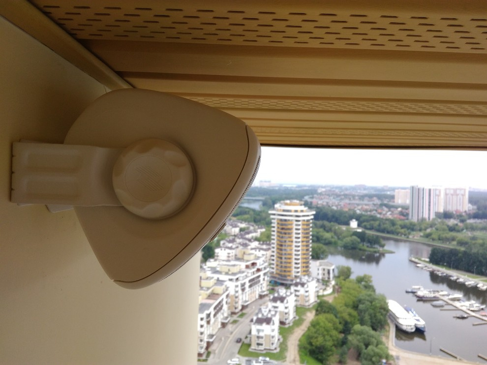 Музыка на веранде, балконе, улице