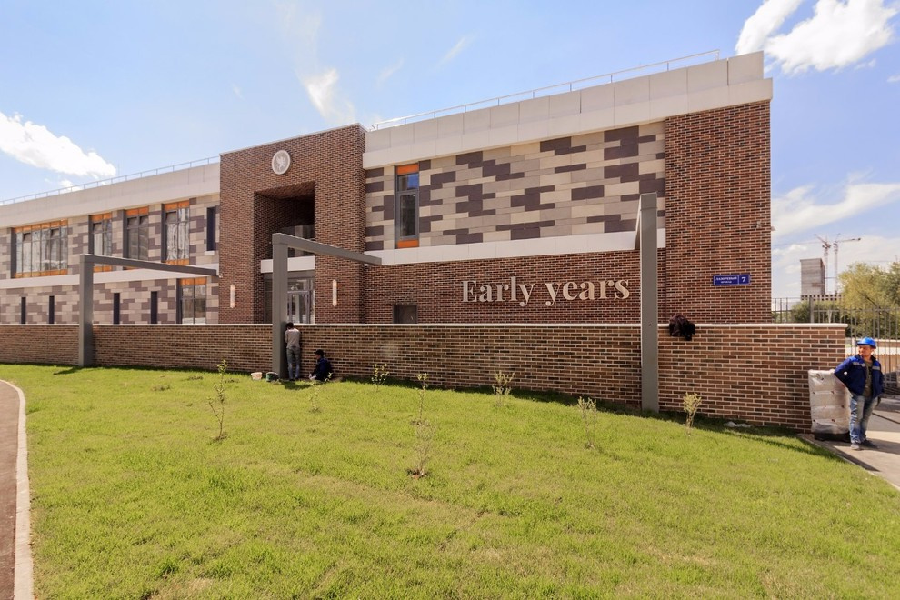 школа ы москве