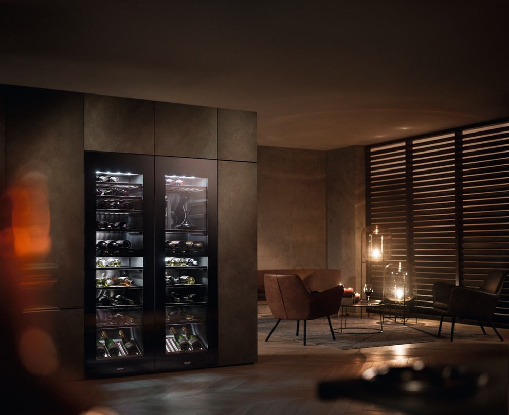 Отдельно стоящий винный холодильник KWT 6834SGS