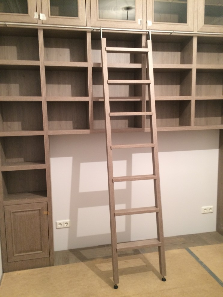 2018 - ©ARREDO WOOD - лестница деревянная с крючками hoko