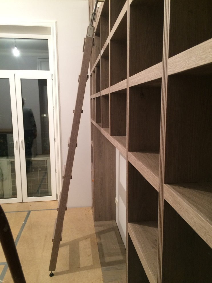 2018 - ©ARREDO WOOD - лестница деревянная с крючками hoko