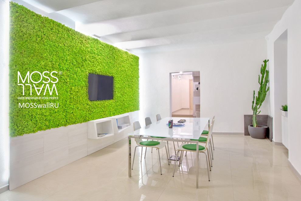 Офис «open space» - оформление офиса перегородками со стабилизированным мхом
