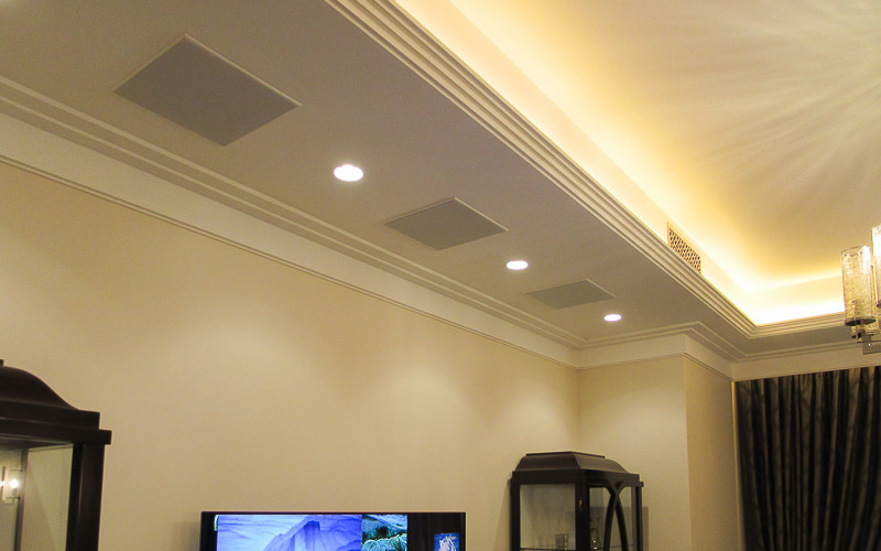 Домашний кинотеатр с потолочными акустическими системами