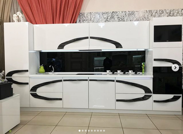 Белая кухня