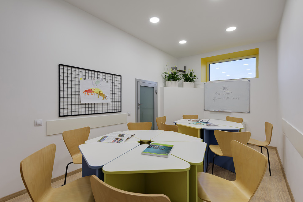 EDUCATION CENTER DEC LAB