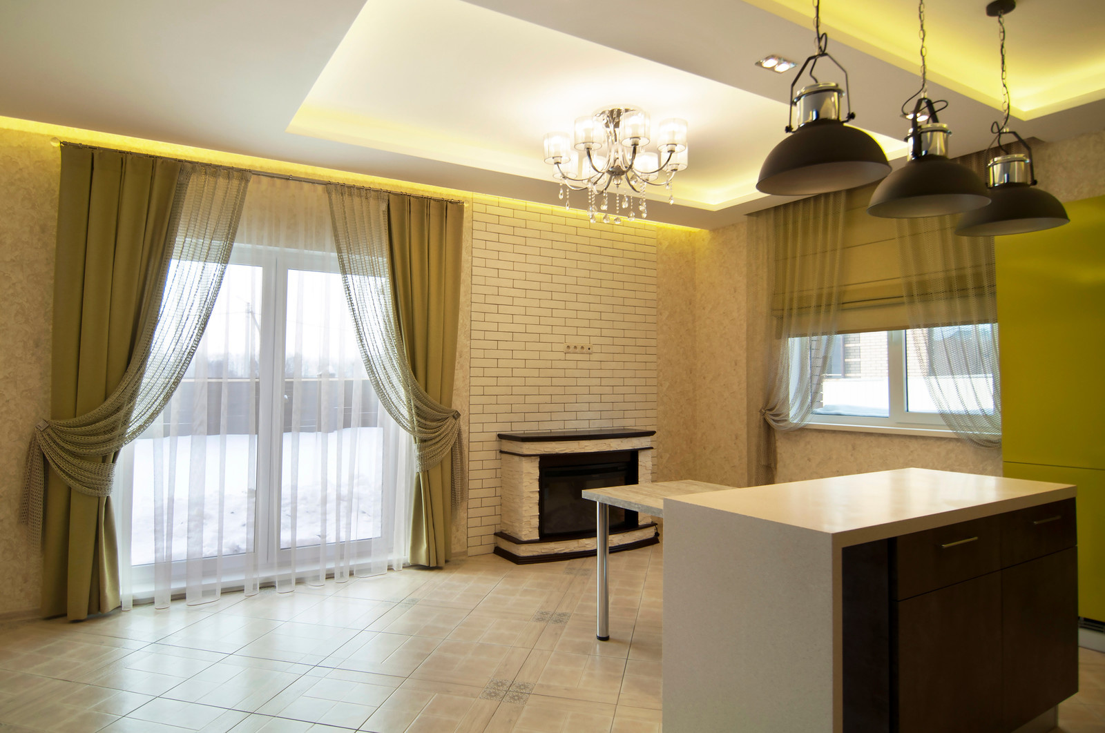 Шторы для гостиной загородного дома