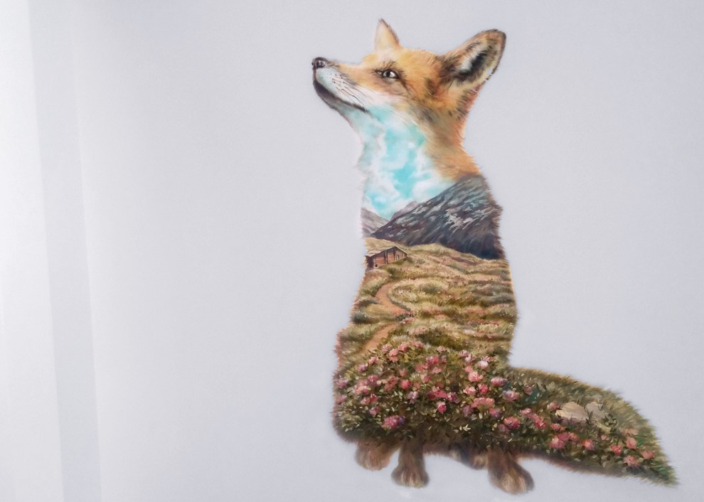 Художественная роспись стен в частном доме.