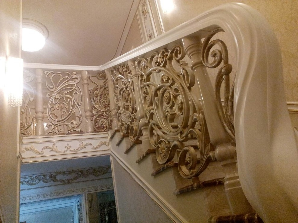 Обложка проекта: Лестницы из дерева