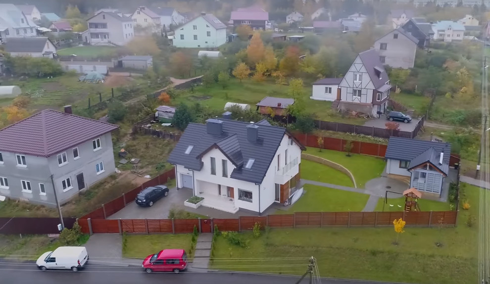 Дома и коттеджи