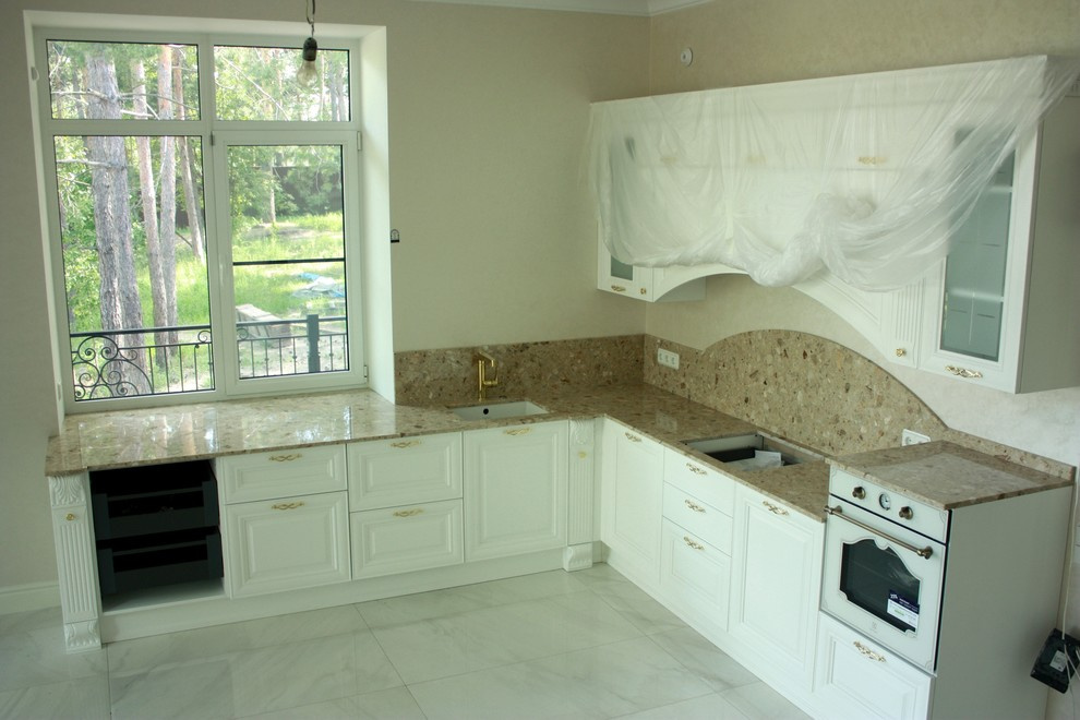 Столешница из агломрамора Santa Margherita (Италия)  декор BRECCIA AURORA