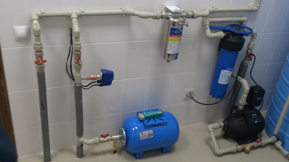 трехэтажный офис