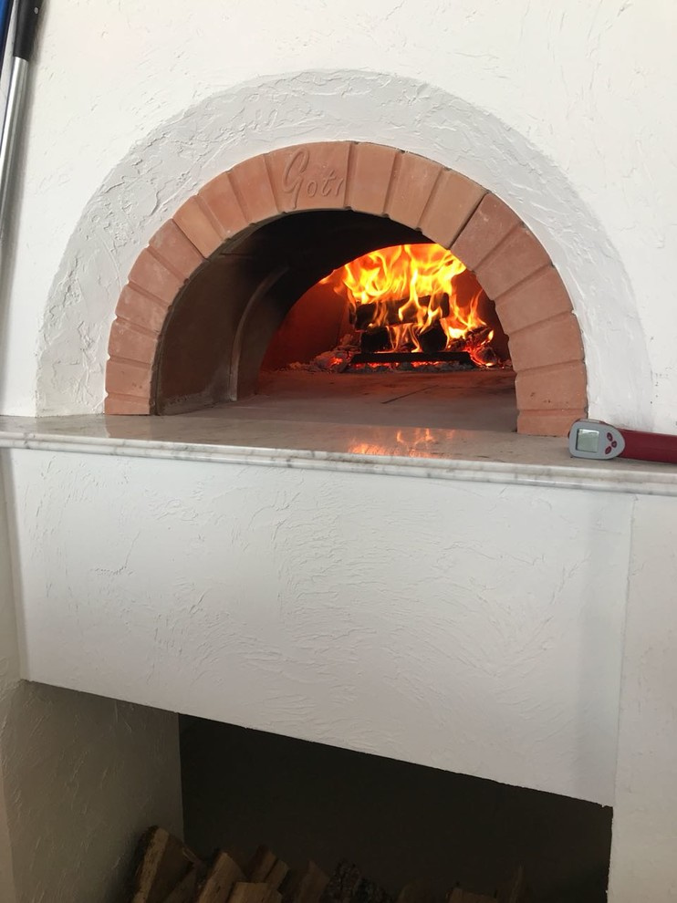 Печь в ресторане Море-Гриль. г. Ялта