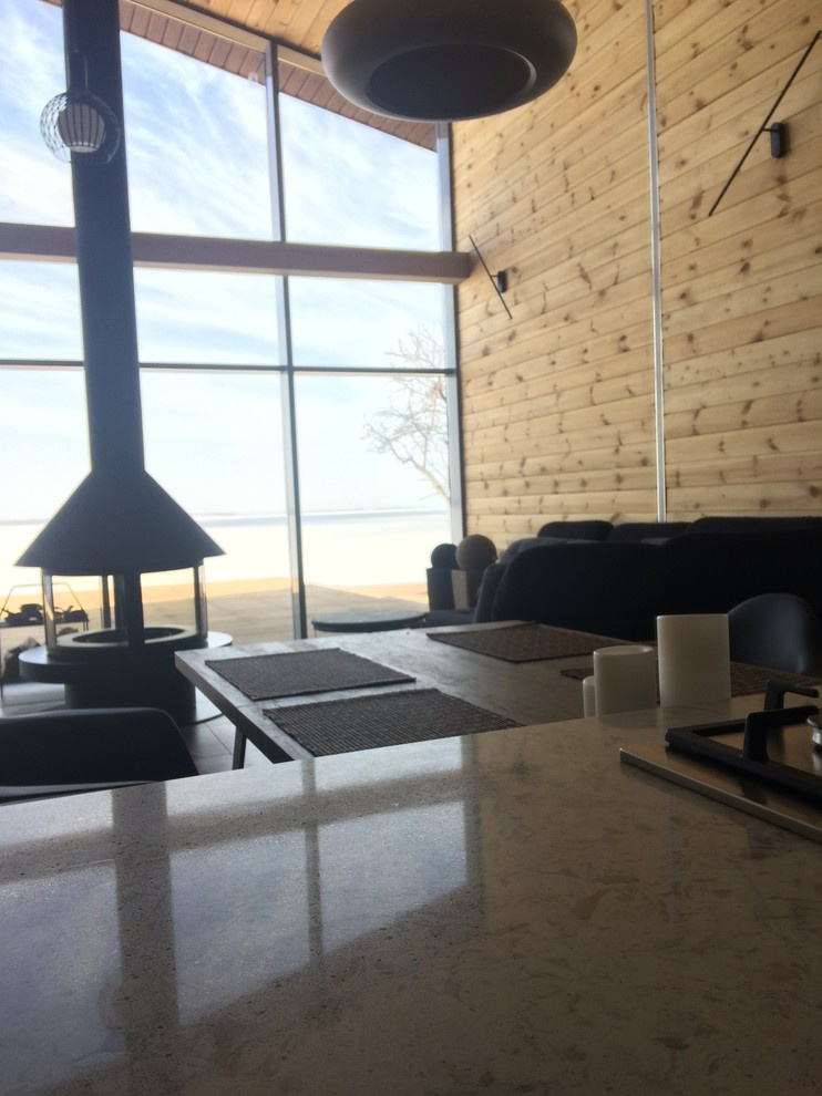 Дом на высоком берегу Волги