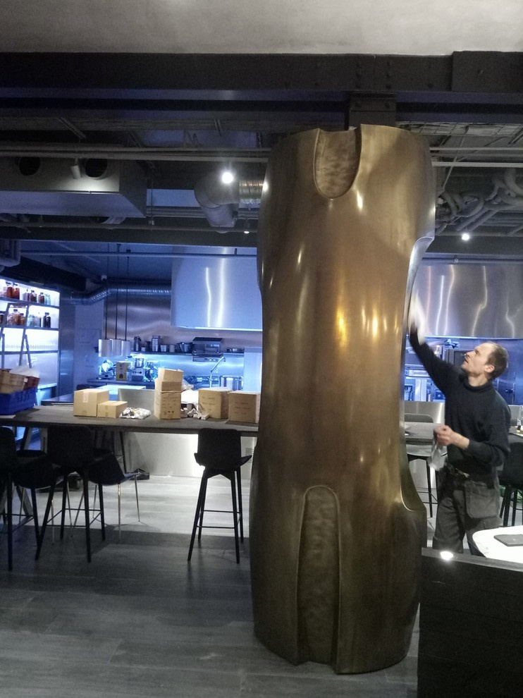 Обложка проекта: колонны для Jakopo