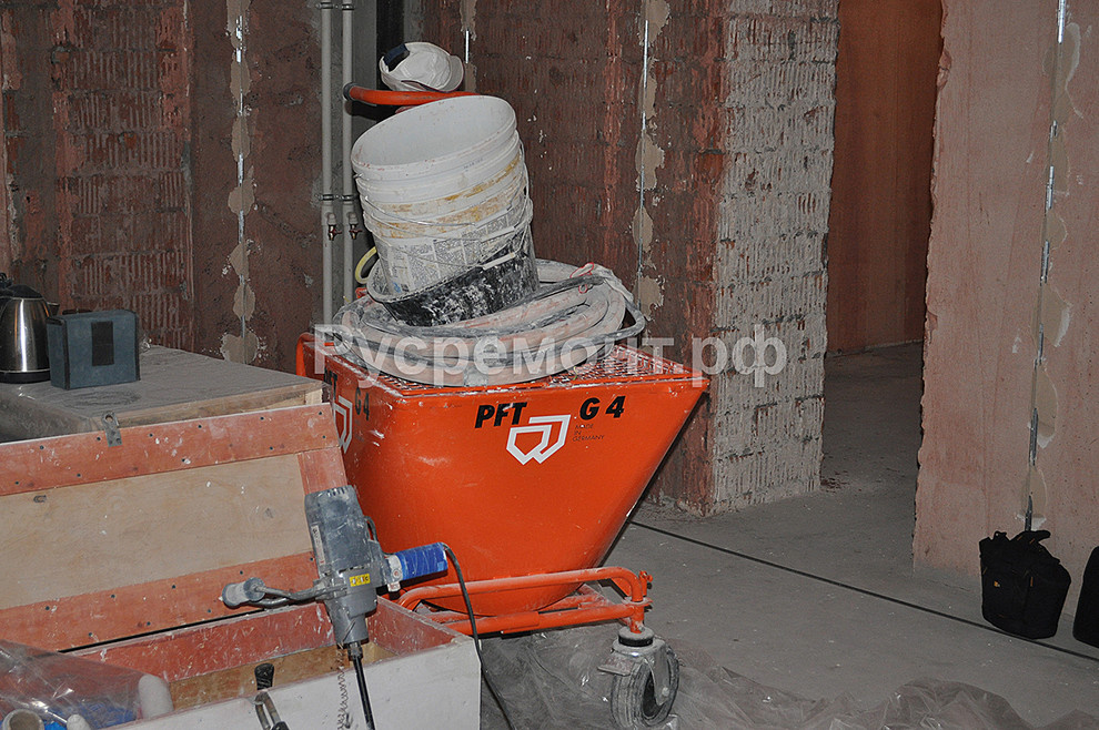 Ход ремонтных работ на Комендантском 53