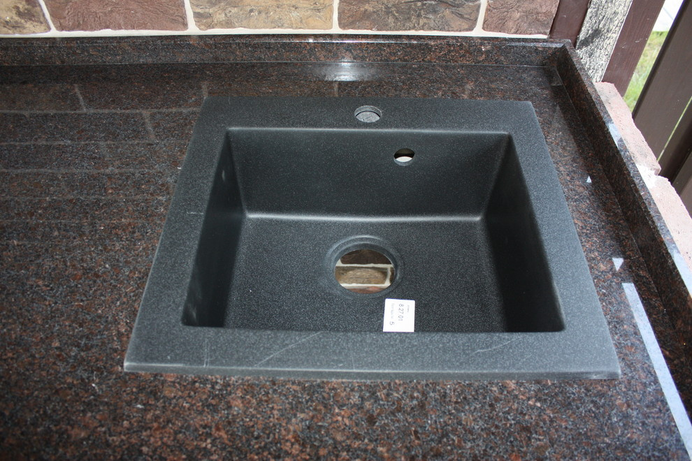 Гранитная столешница для барбекю