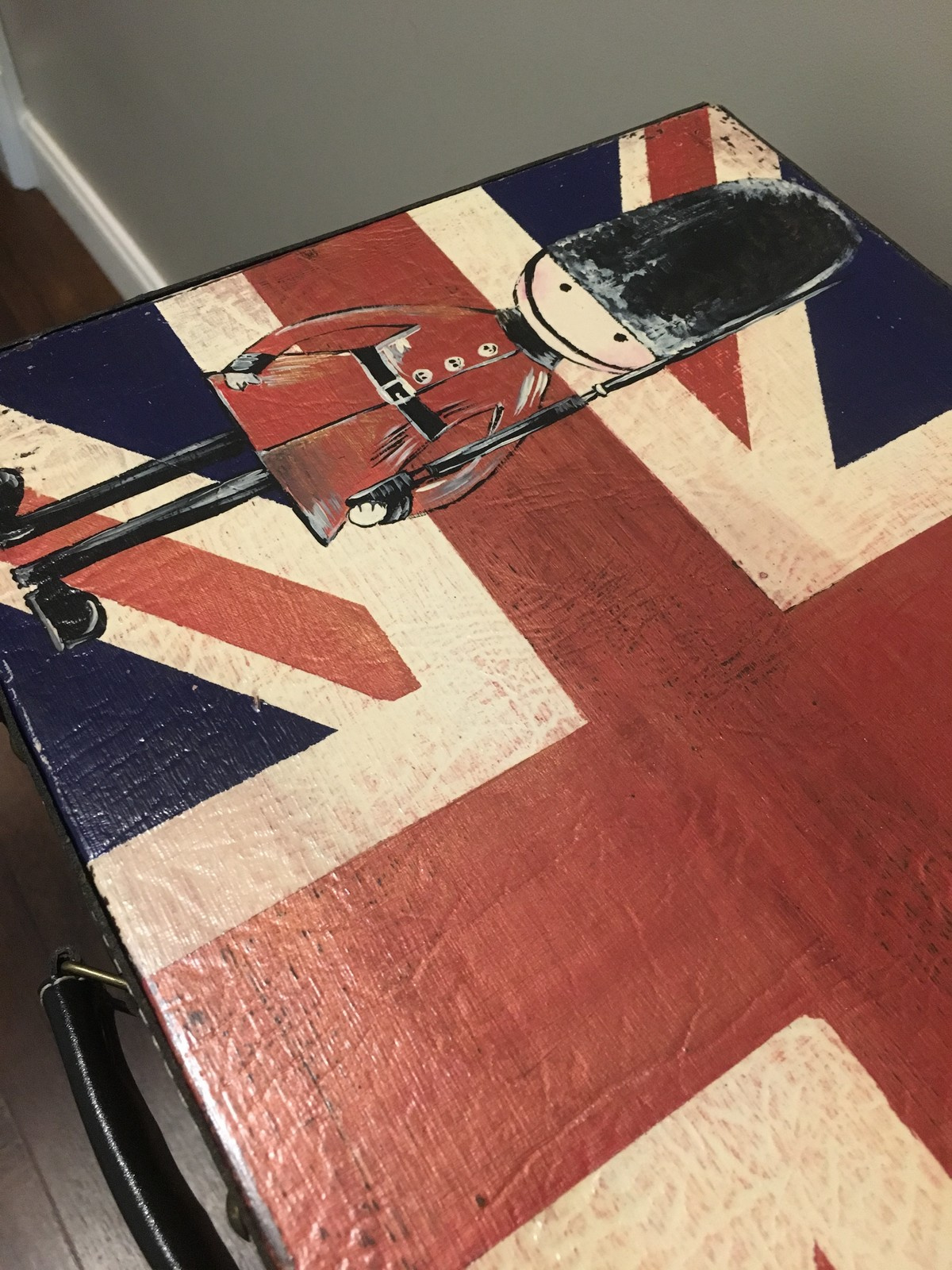 Стол чемодан Лондон