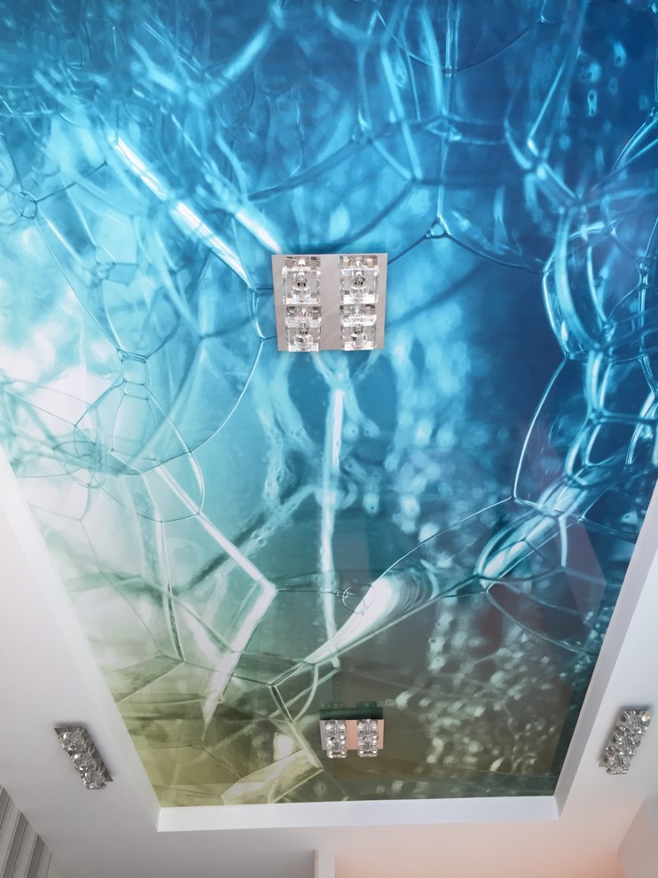 Натяжной потолок с фотопечатью в квартире