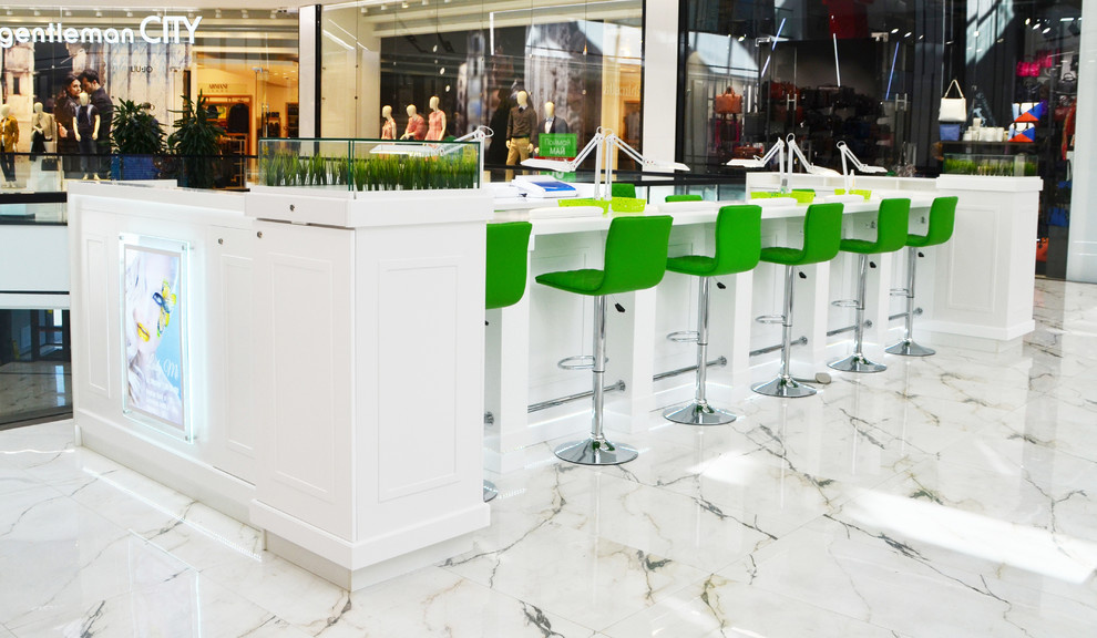 салон красоты в торговом центре