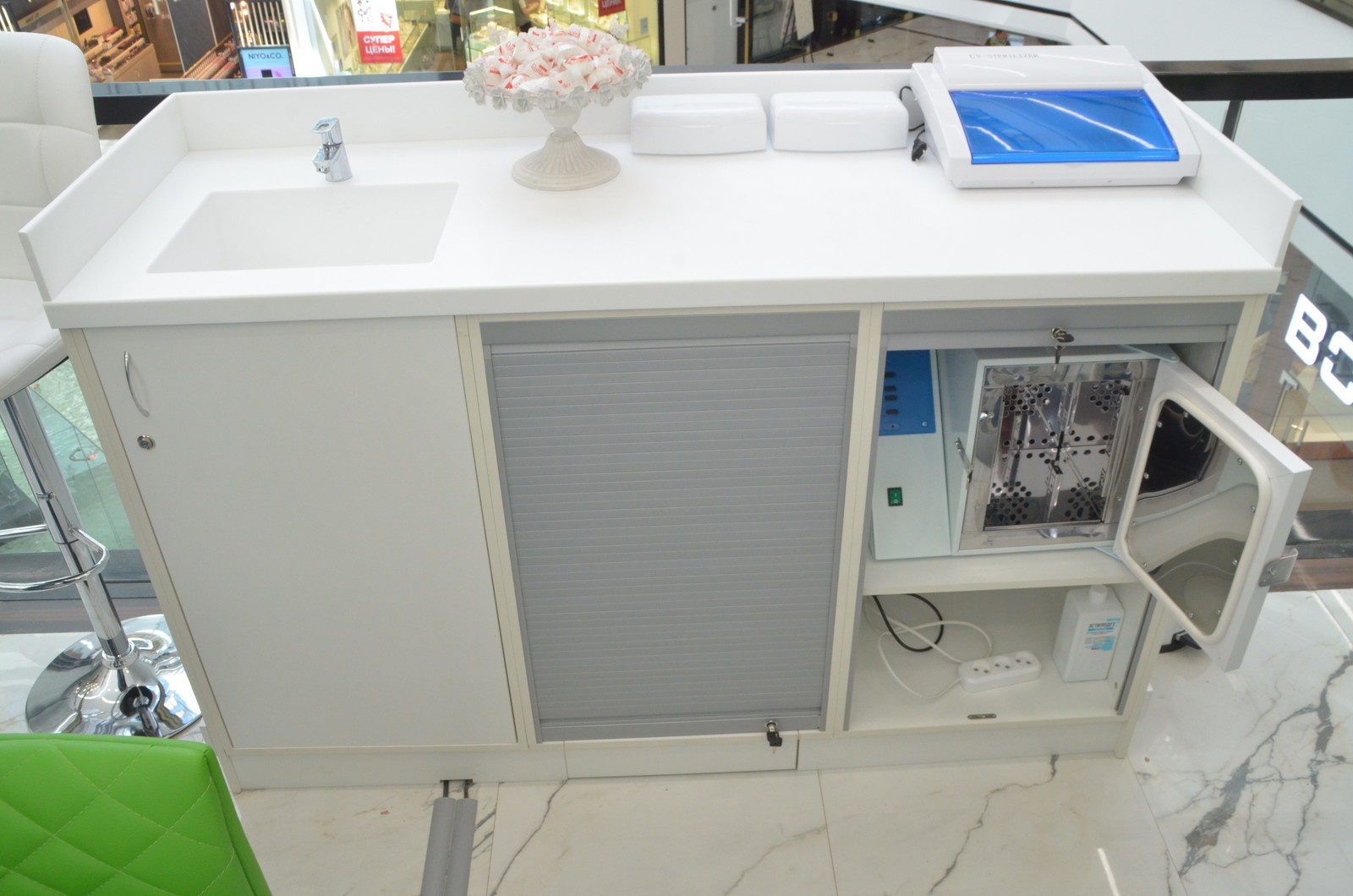 салон красоты в торговом центре