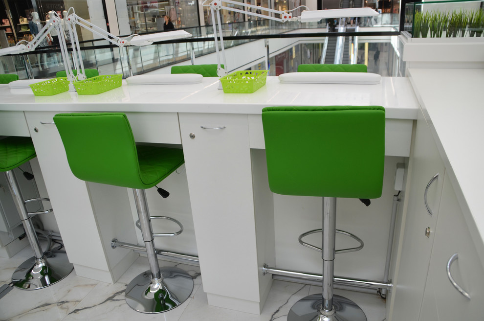 салон красоты в торговом центре