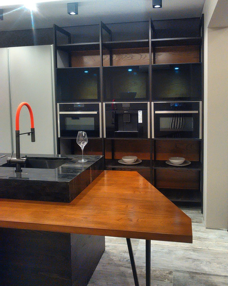 Камень, дерево, металл, стекло