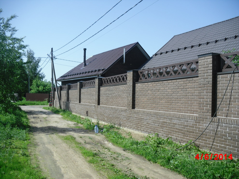 Невская дубровка забор
