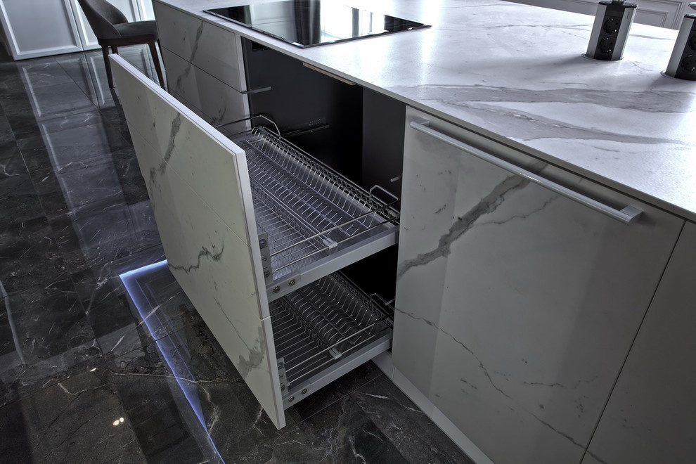 Solid in classic interior