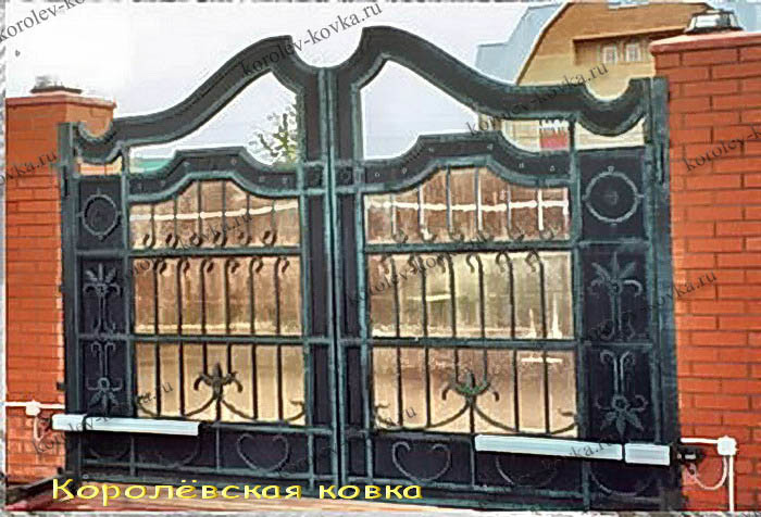 Кованые ворота