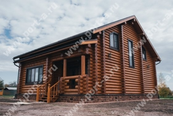 Загородный дом из бревна