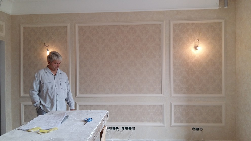 Обложка проекта: В РАБОЧИЙ ПОЛДЕНЬ