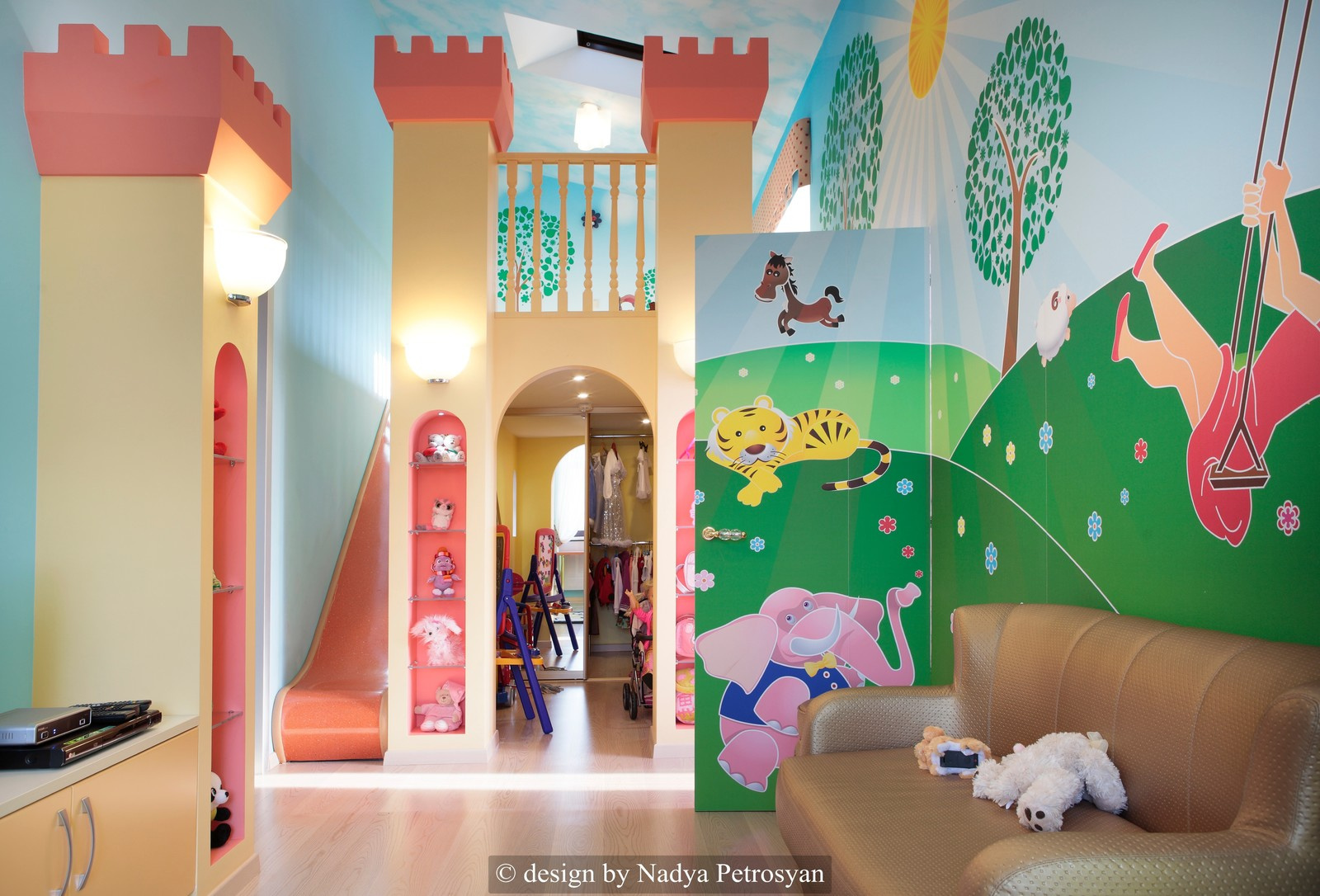 Замок принцессы. Детская зона с игровой комнатой, спальней, комнатой няни и сану