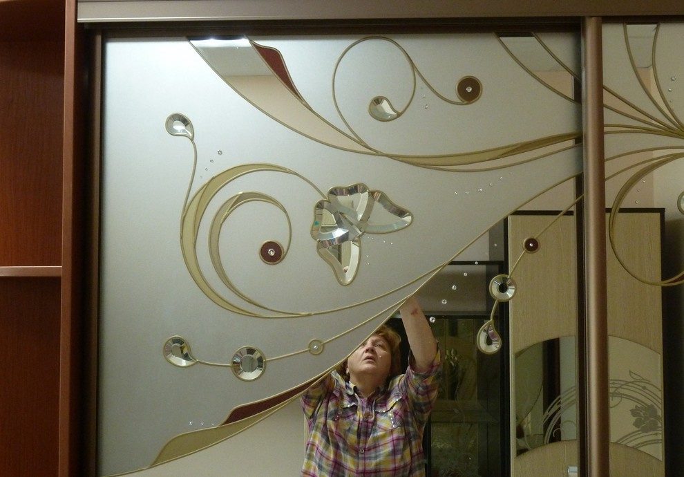 Витражи на зеркалах шкафов-купе