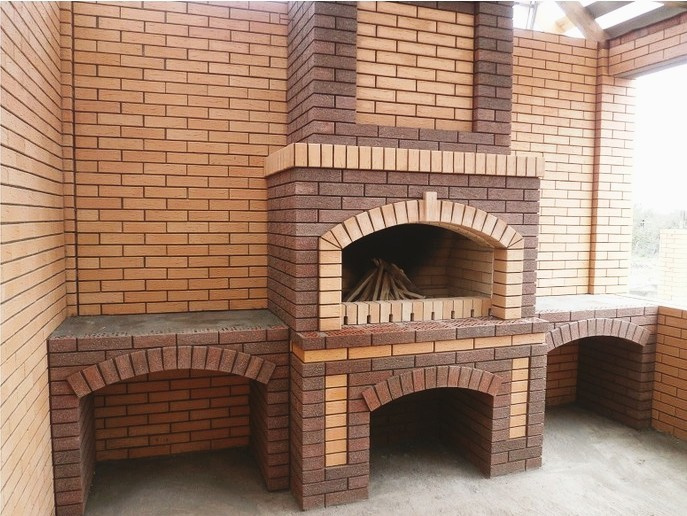 Обложка проекта: Барбекю мангал со столешницами