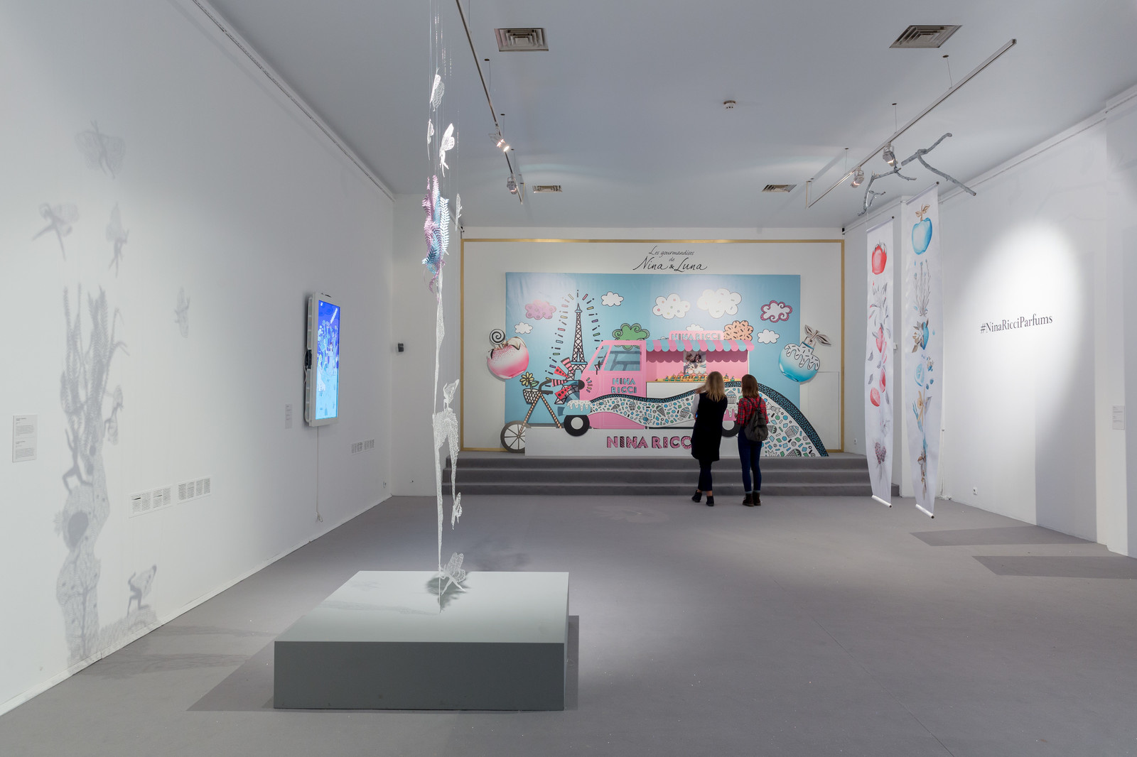 Выставка Nina Ricci, декоратор Саяна Максанова