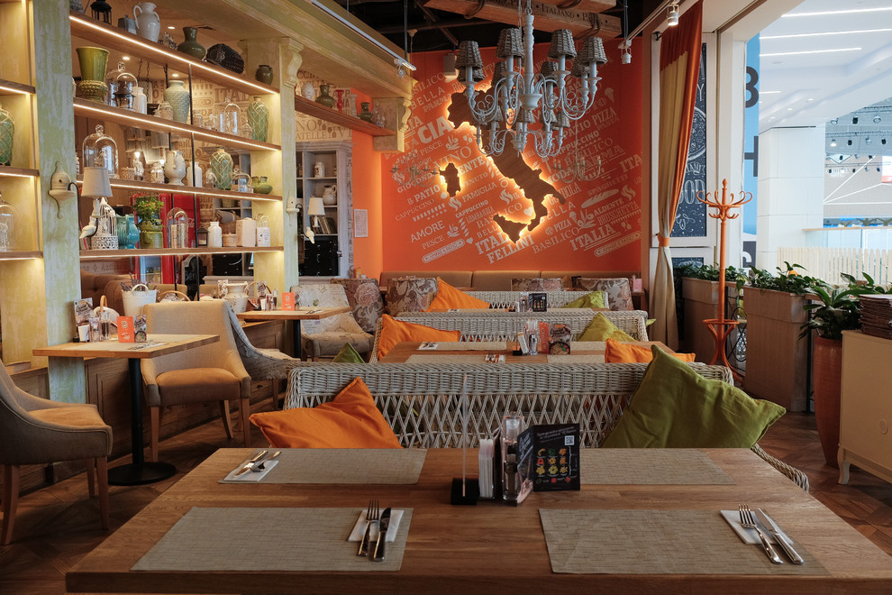 The interior design of the restaurant IL Patio in Mega Khimki, Moscow