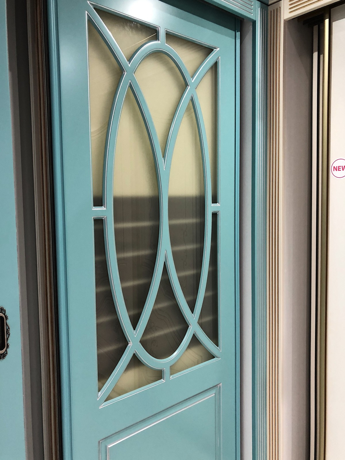 Обложка проекта: Классические шкафы-купе