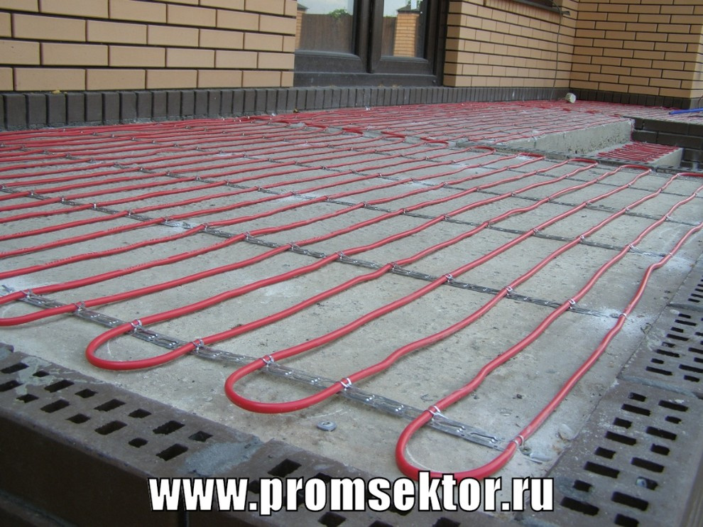 Системы снеготаяния для ступеней и площадок