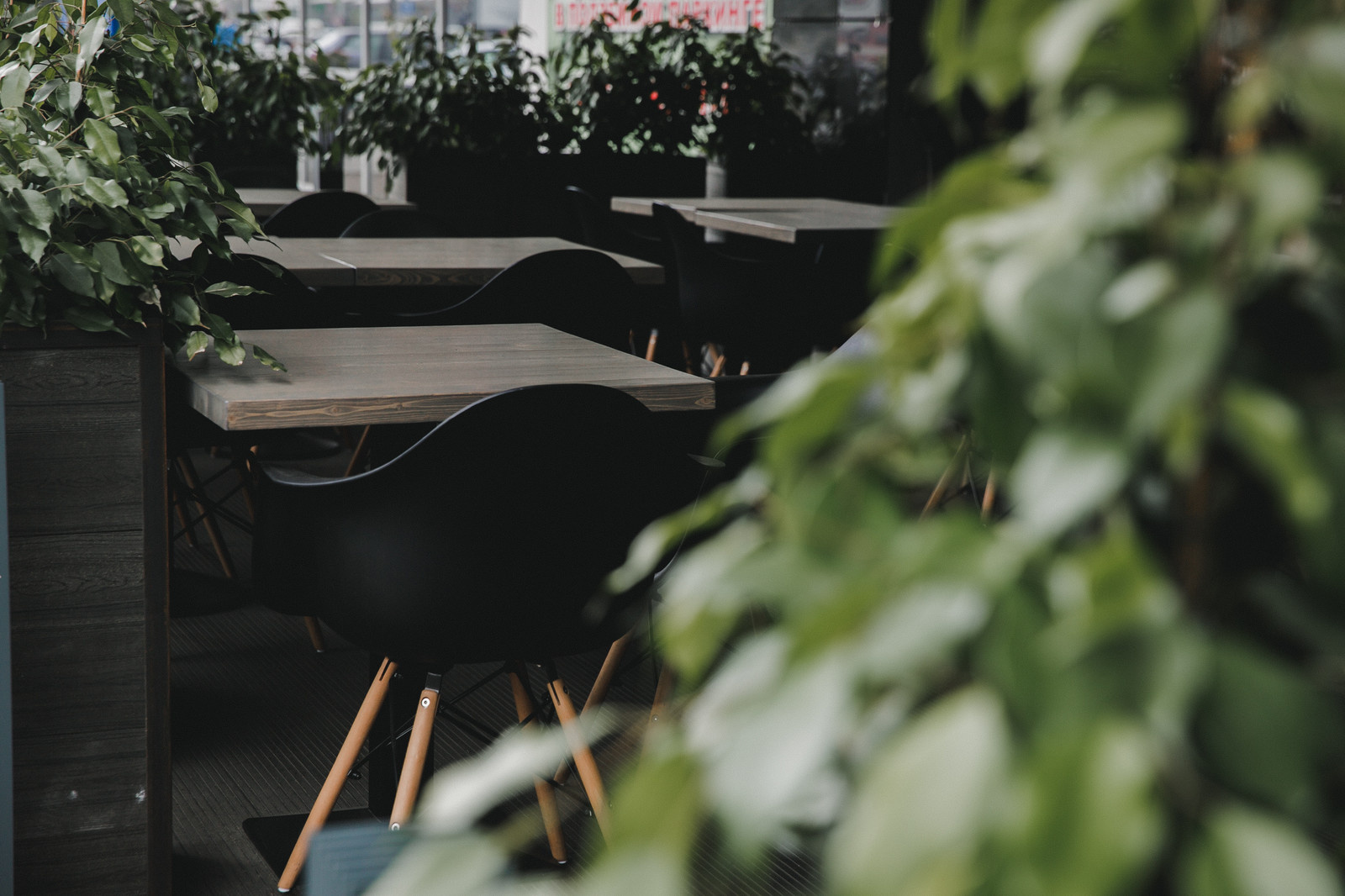 Обложка проекта: Металл и дерево для ресторана Ketch Up Burgers на пр. Энгельса