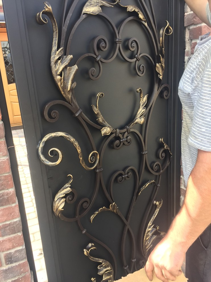 Кованая калитка