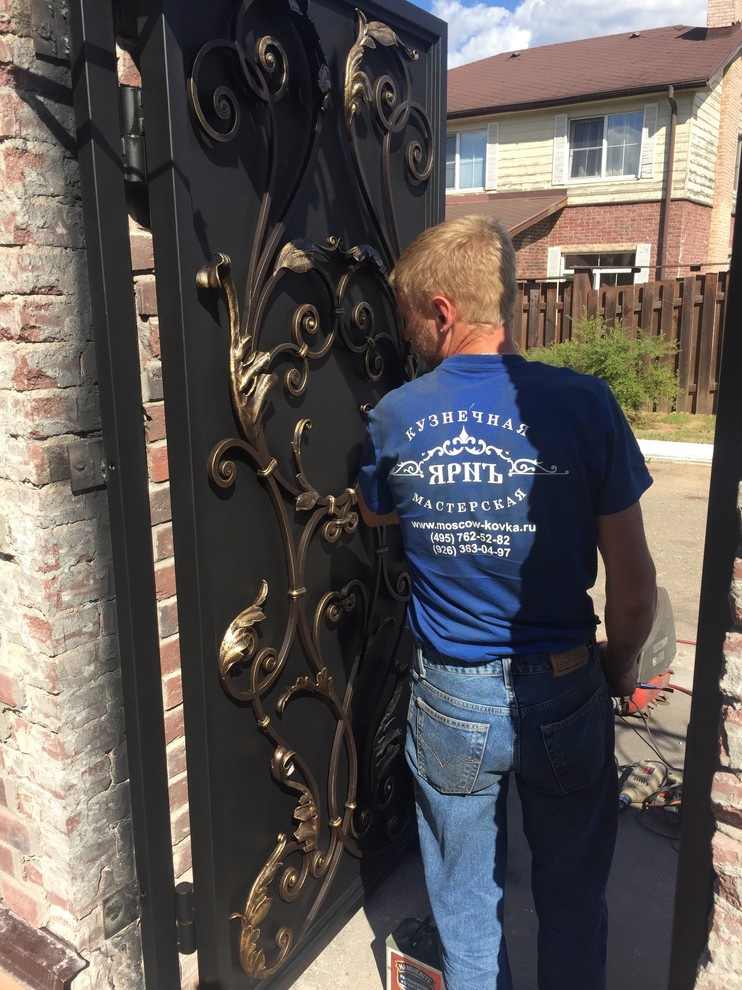 Кованая калитка